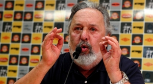 Presidente diz que 'faltou um zero' em proposta por Ganso